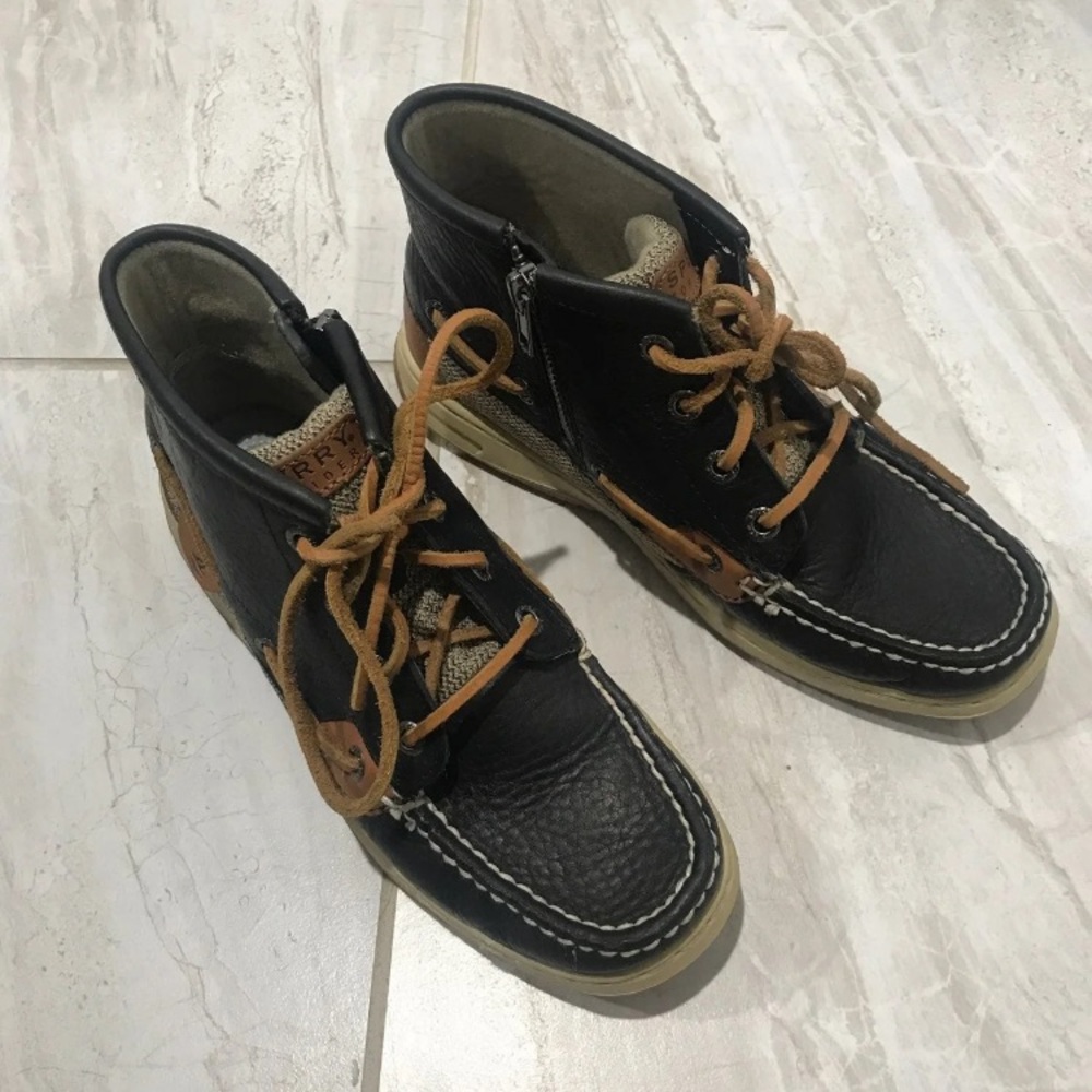 Sperry Black bootie shoes.